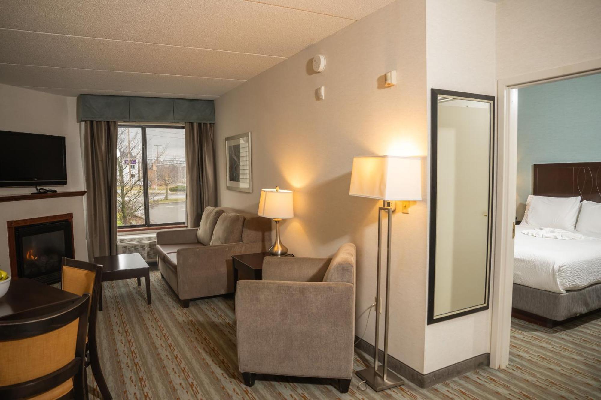Hotel Wyndham Garden Erie Kearsarge Exterior foto