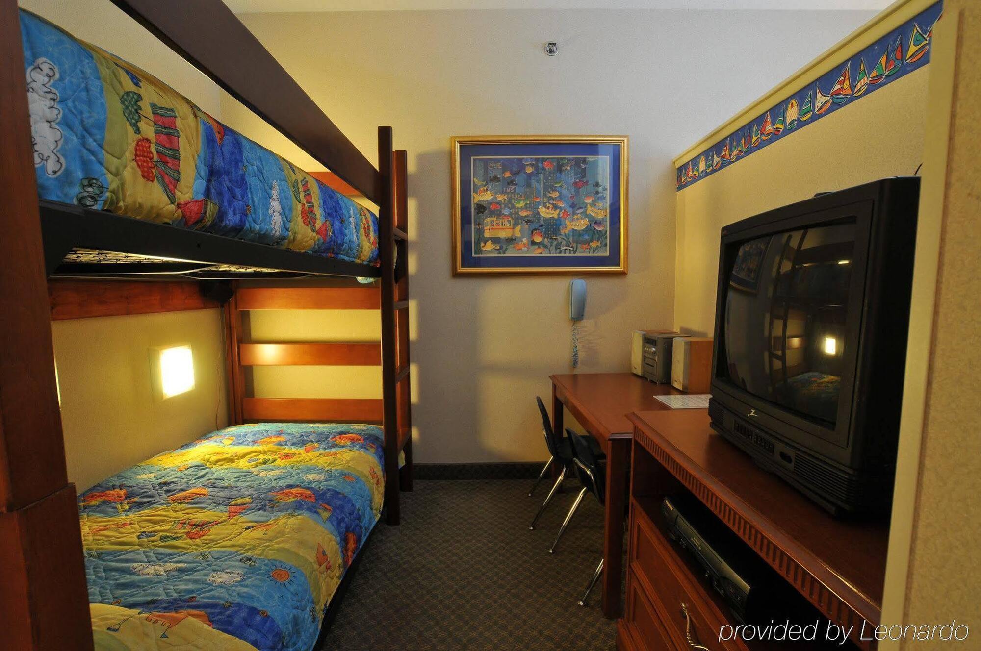 Hotel Wyndham Garden Erie Kearsarge Exterior foto